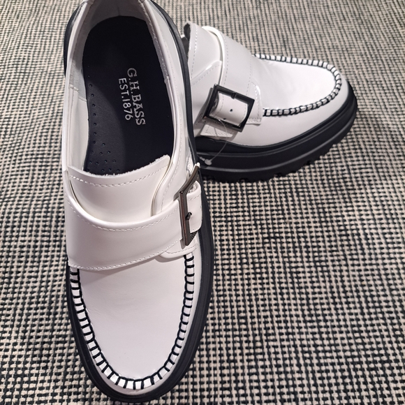 G.H BASS EST 1876 Shoes - G.H. BASS EST.1876 White and Black Women's  Loafers Size 7.5
